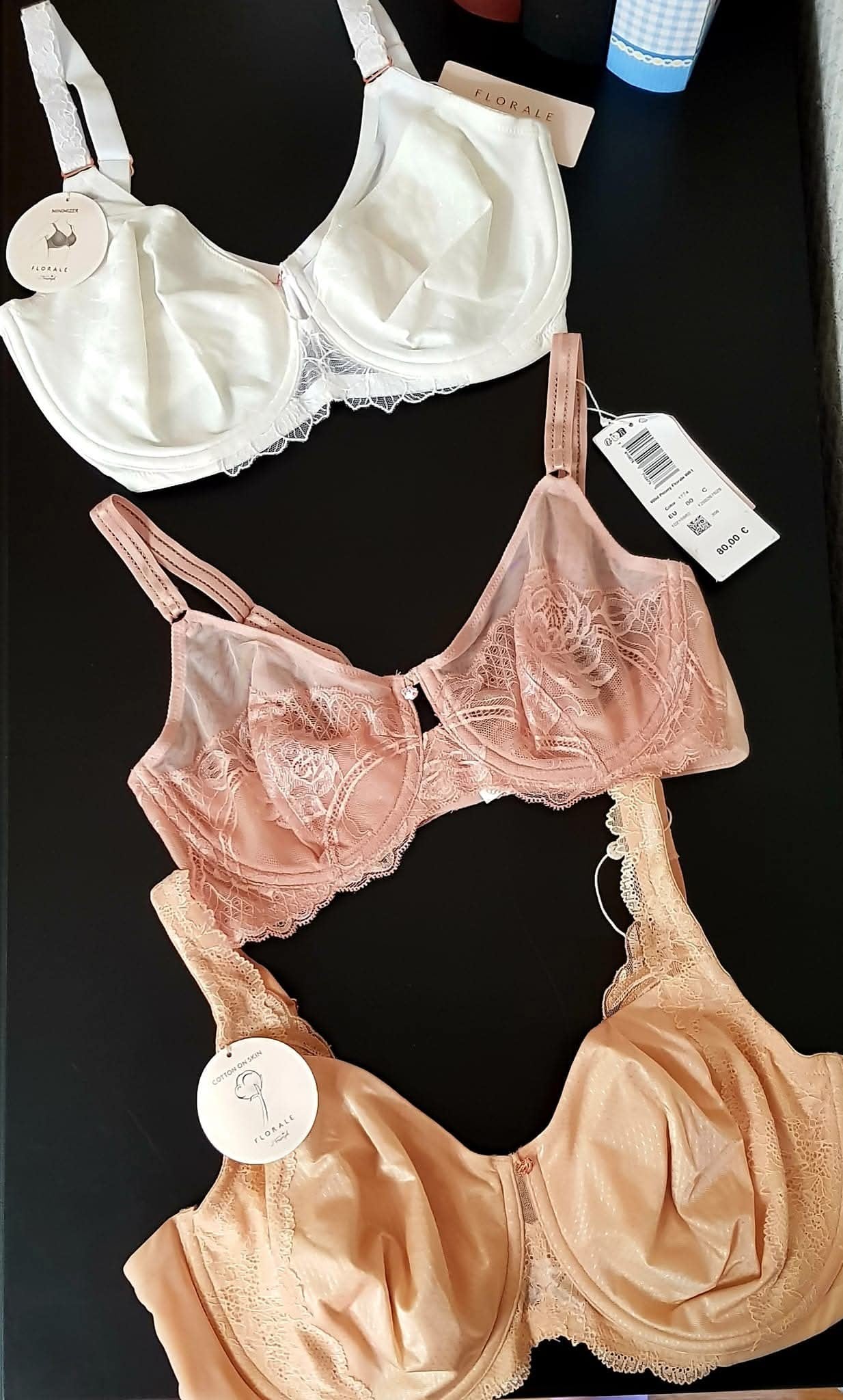 Triumph / Sloggi didmeninė mix dėžutė – 50 vnt. (liemenėlės, kelnaitės, miego rūbai)