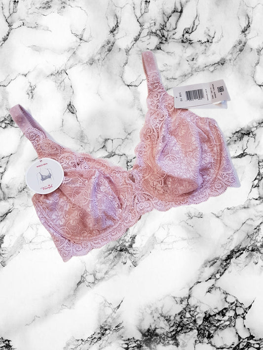 Triumph Amourette 300W liemenėlė –  nėriniuota, su lankeliais