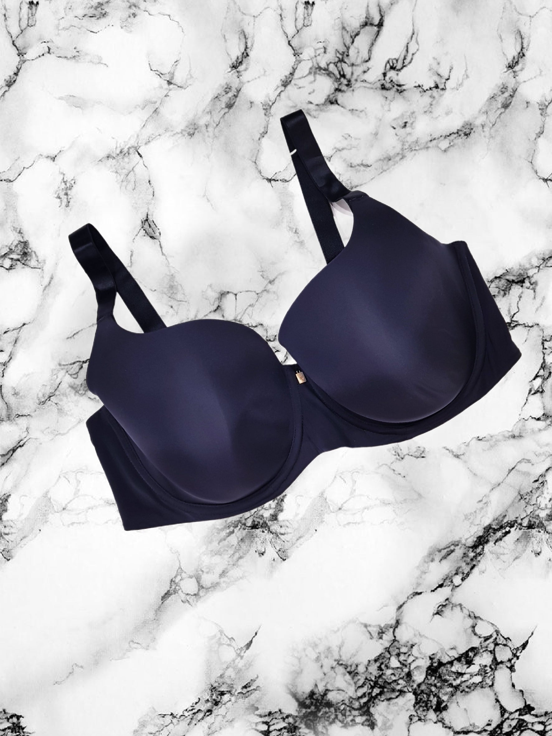 Triumph Body Make-Up Essentials WP juoda liemenėlė su pakietintais kaušeliais