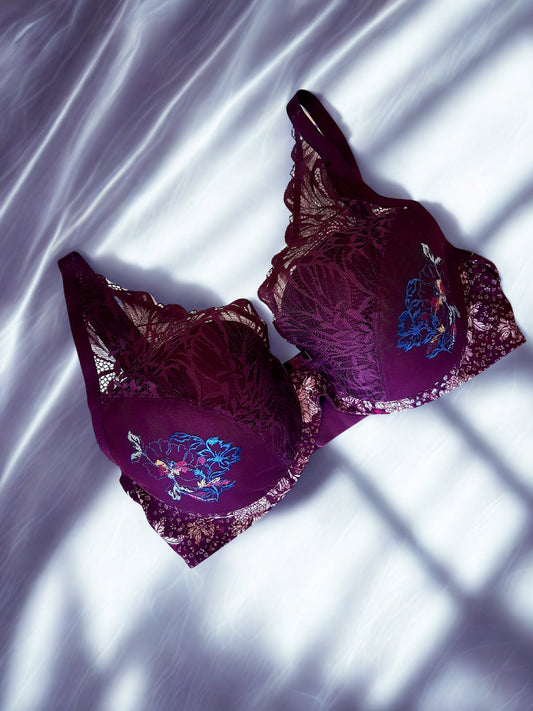 triumph lavish spotlight liemenėlė